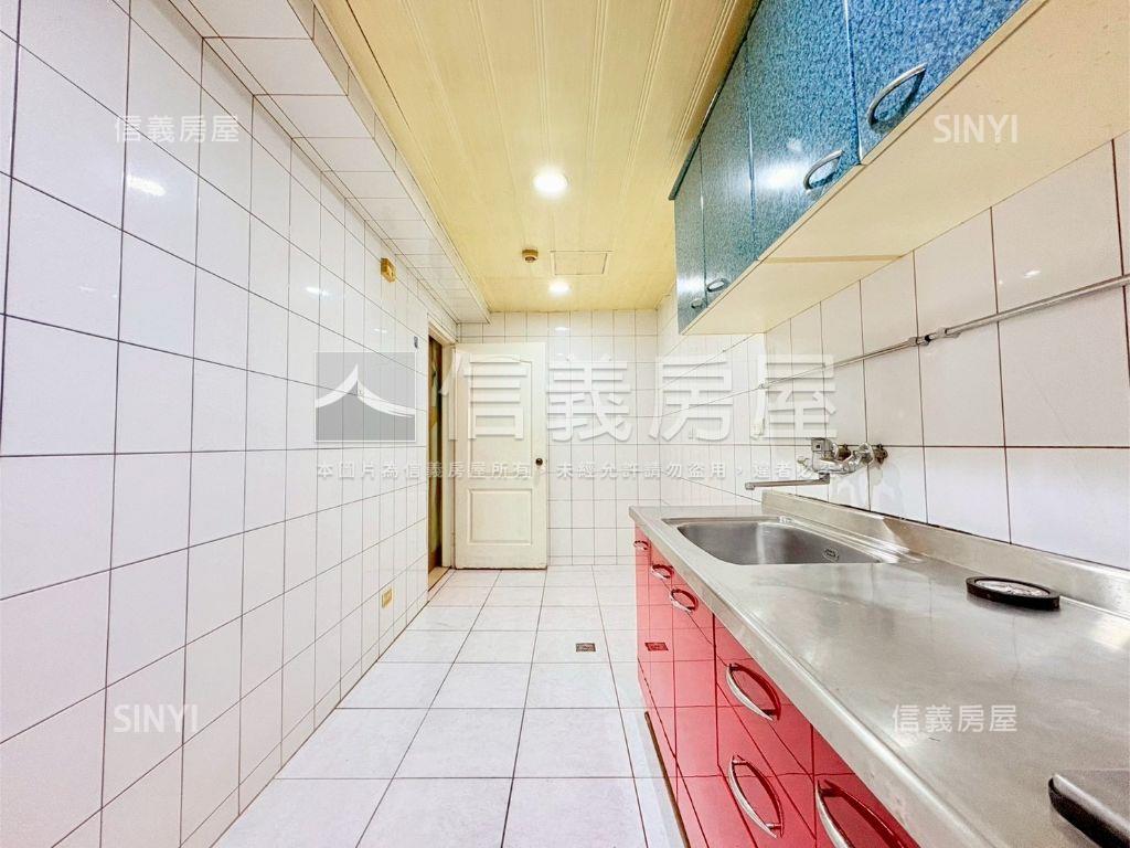 鬧中取靜騰景三房大戶房屋室內格局與周邊環境