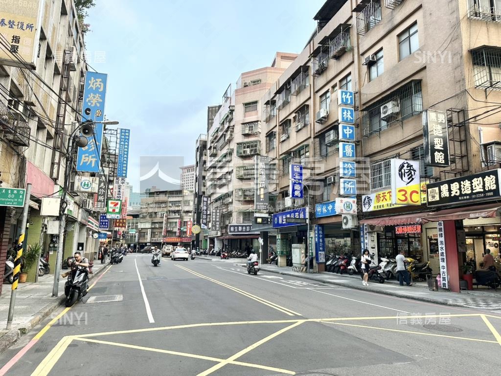 特區旁傳家透天房屋室內格局與周邊環境