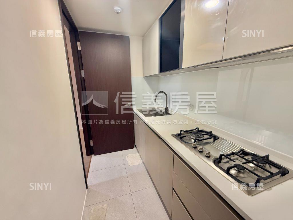 德鑫一璟捷運公園輕裝潢宅房屋室內格局與周邊環境