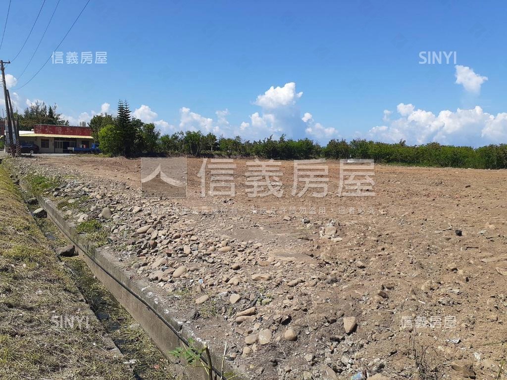 楓港鄰路好規劃農地房屋室內格局與周邊環境