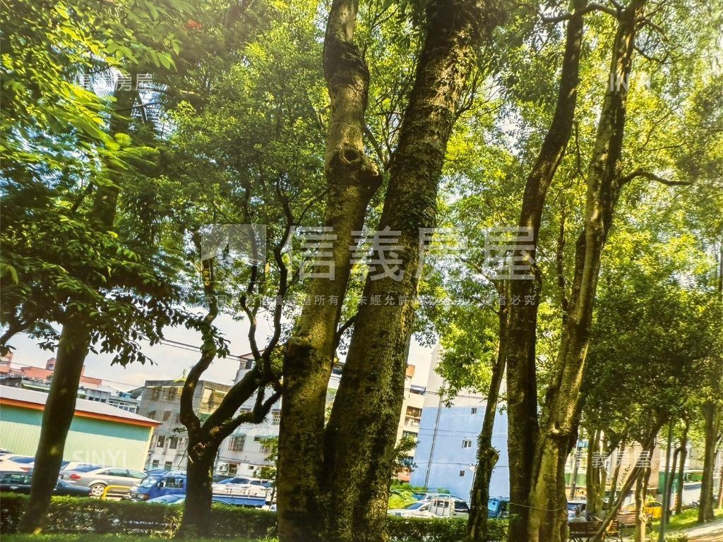 德杰羽森璽經典２房房屋室內格局與周邊環境