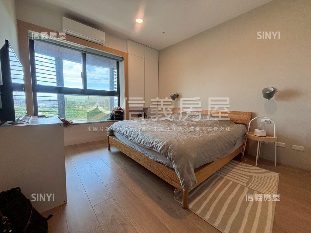 星光山河美景三房房屋室內格局與周邊環境