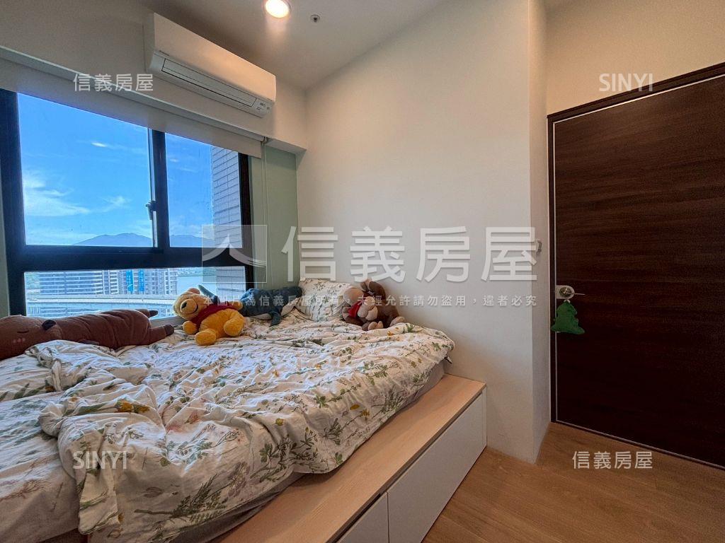 星光山河美景三房房屋室內格局與周邊環境