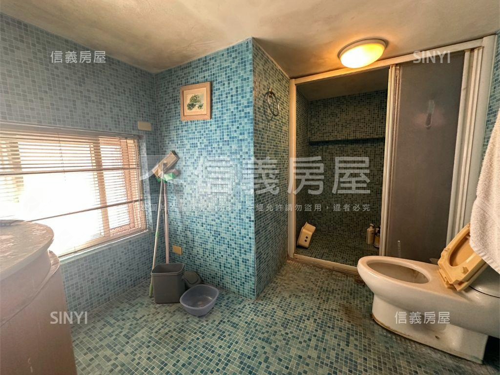 綠葉大空間附車位２房屋室內格局與周邊環境