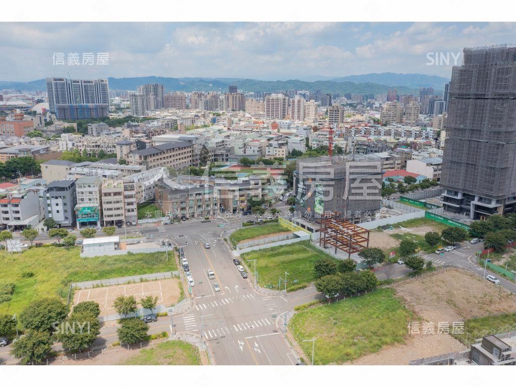 臨路十四期重劃方正土地房屋室內格局與周邊環境