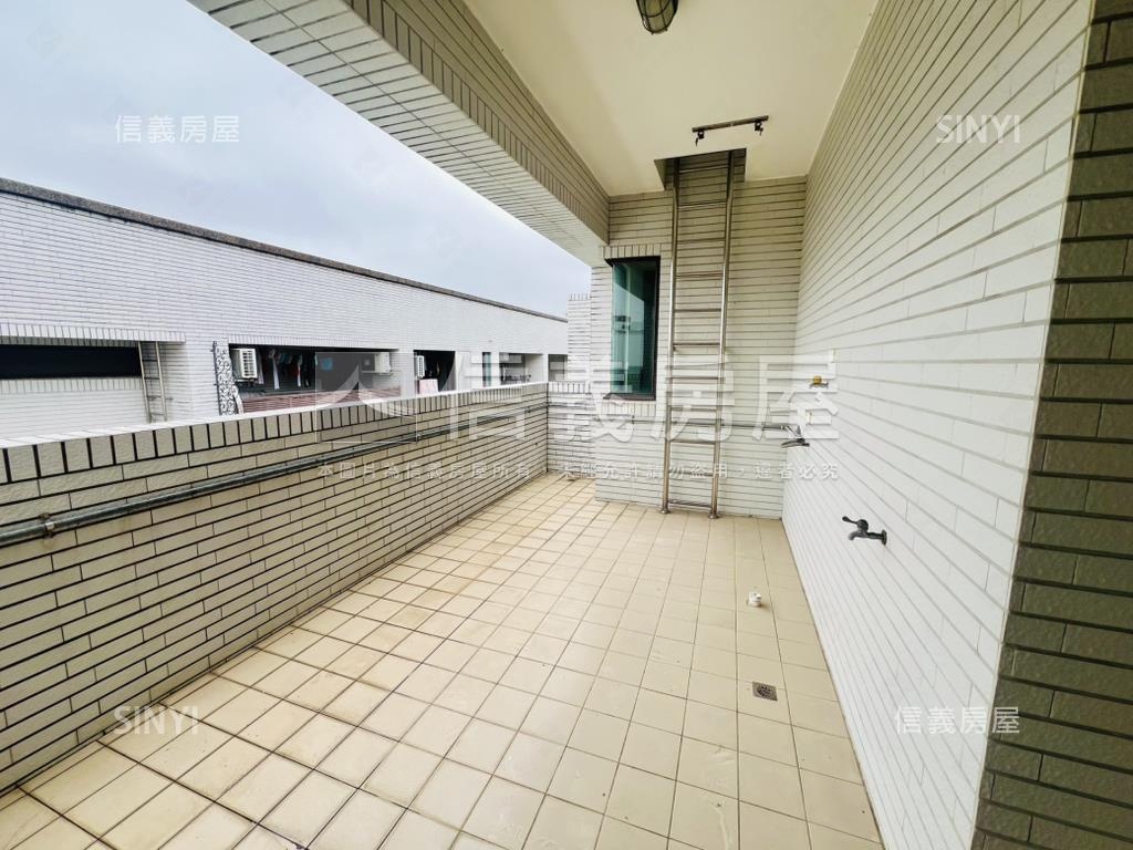 崇善黃金角窗透天店面房屋室內格局與周邊環境