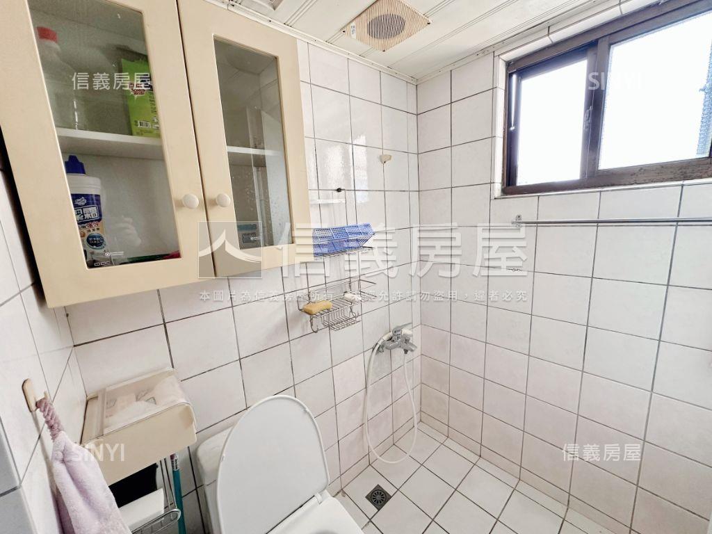 工學商圈園道旁大三房車位房屋室內格局與周邊環境