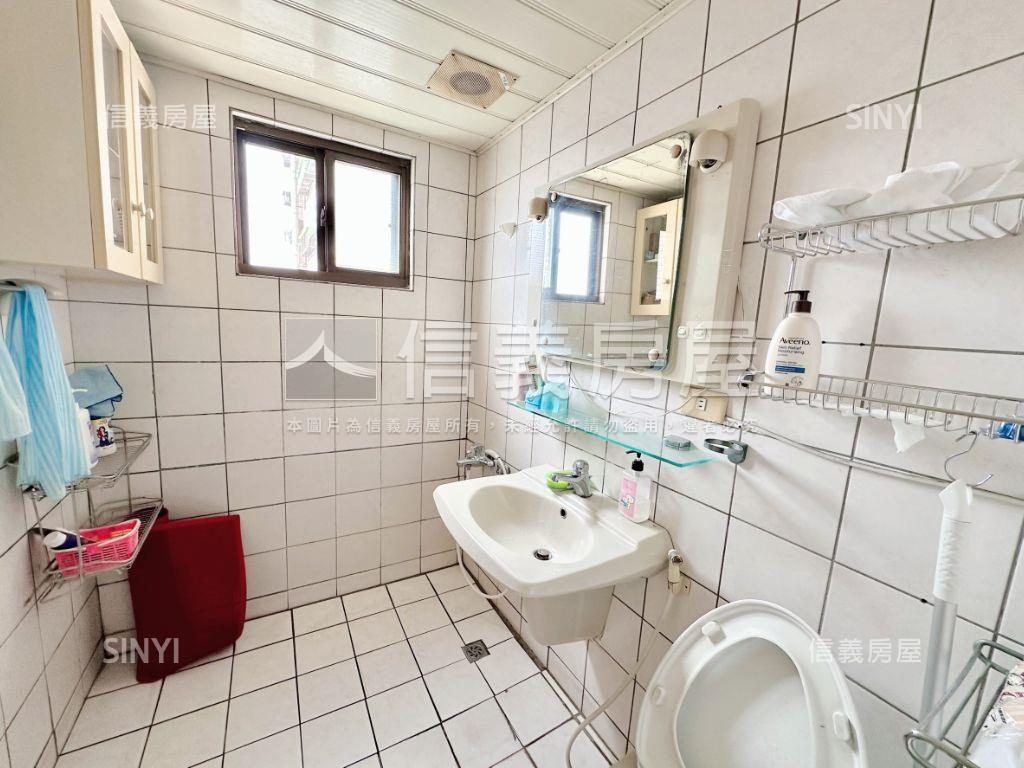 工學商圈園道旁大三房車位房屋室內格局與周邊環境