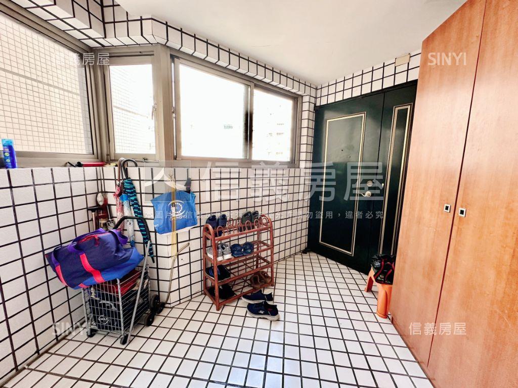 工學商圈園道旁大三房車位房屋室內格局與周邊環境