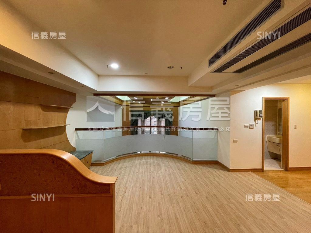 富國公園樓中樓雙車位房屋室內格局與周邊環境