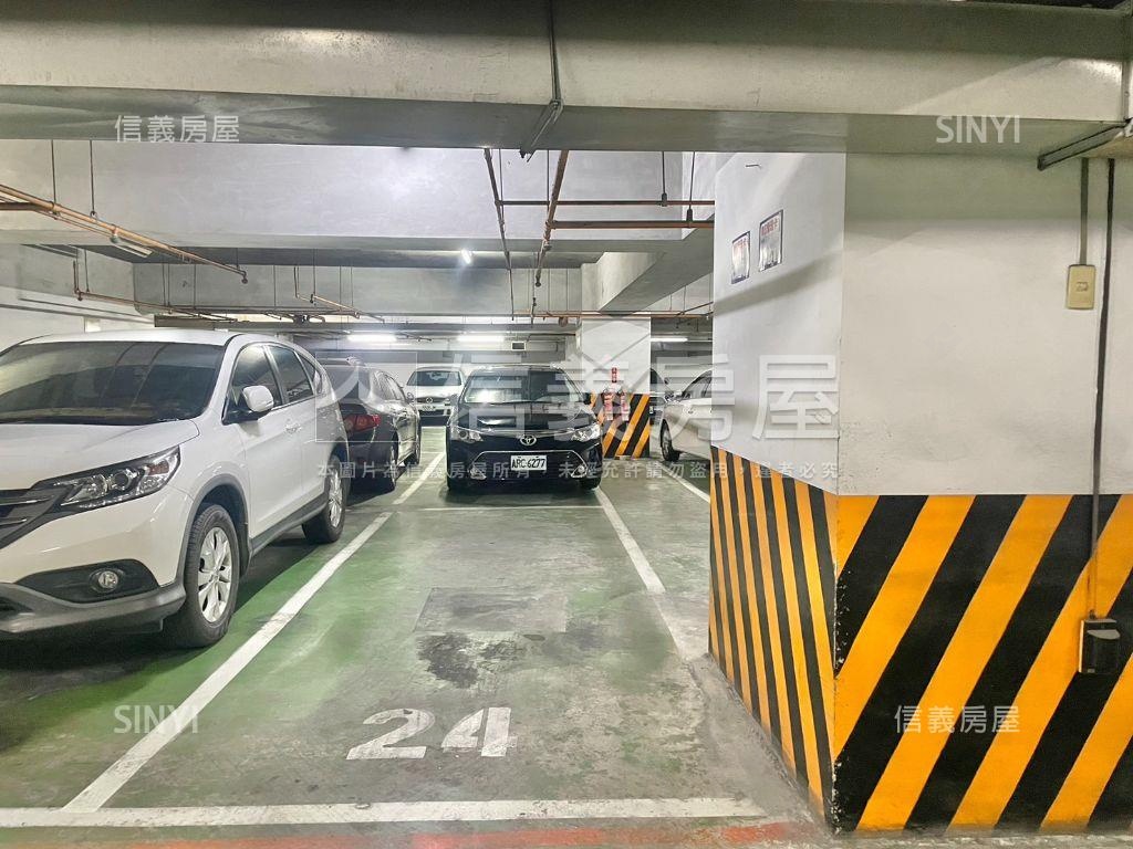 富國公園樓中樓雙車位房屋室內格局與周邊環境