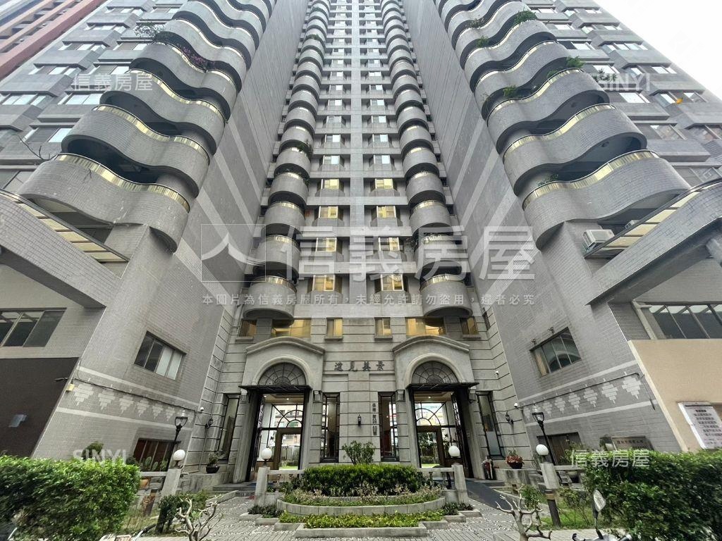 遠見美景｜樓中樓｜雙平車房屋室內格局與周邊環境