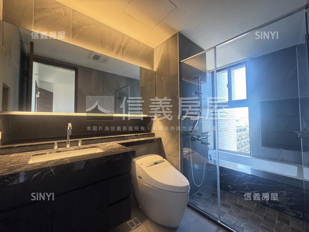 世界首席稀有雙視野附車位房屋室內格局與周邊環境