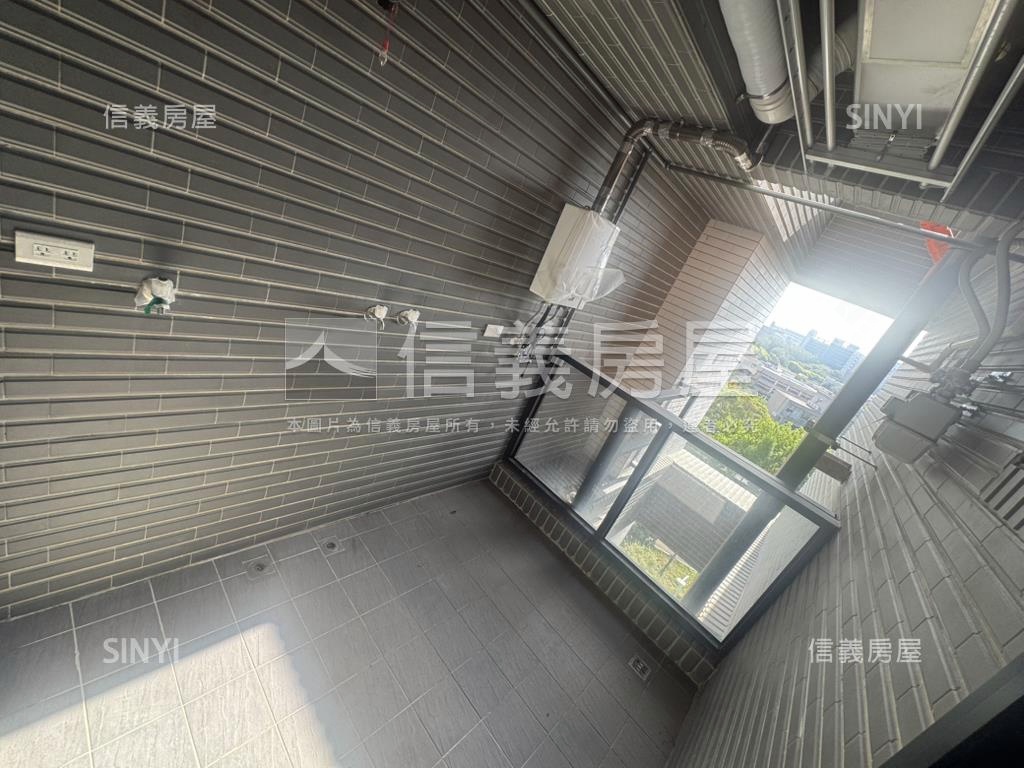 世界首席稀有雙視野附車位房屋室內格局與周邊環境