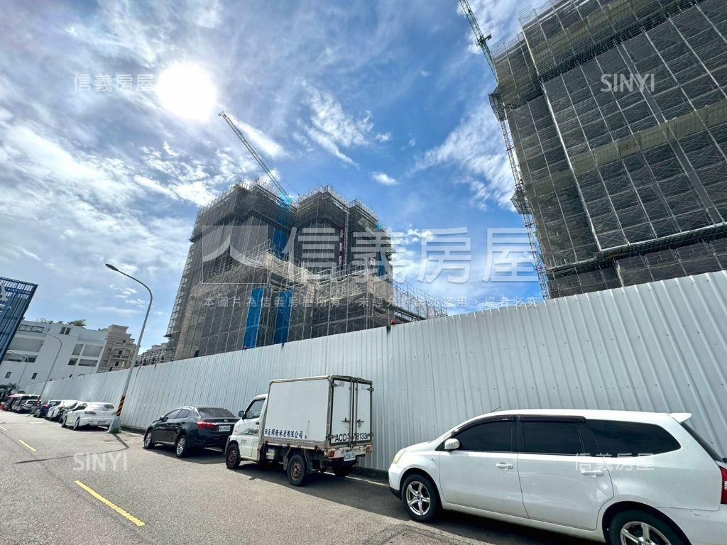 綠美圖旁之序三房雙平車位房屋室內格局與周邊環境