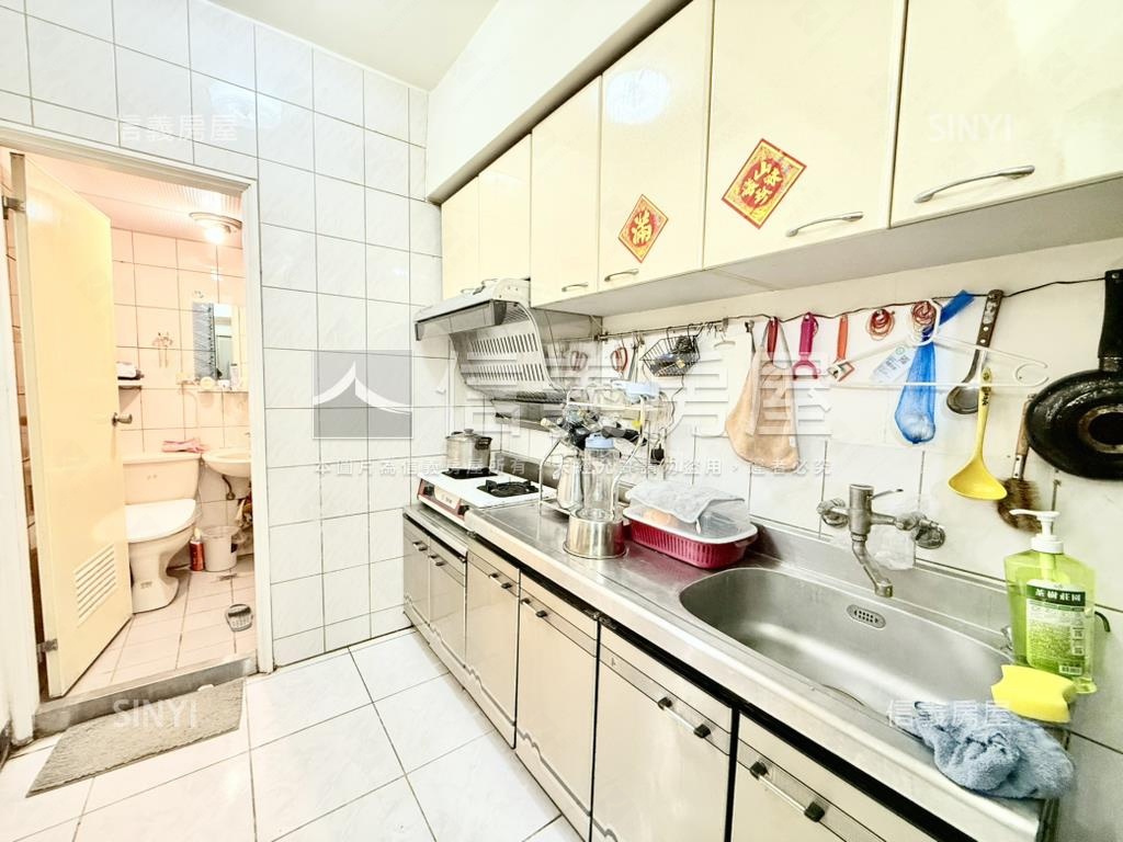 俗！台灣大道旁二房房屋室內格局與周邊環境