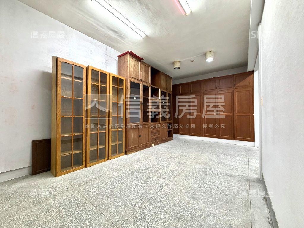 古亭近捷運．綠植庭院一樓房屋室內格局與周邊環境