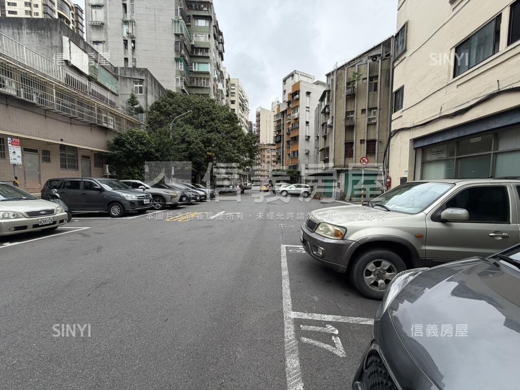 古亭近捷運．綠植庭院一樓房屋室內格局與周邊環境