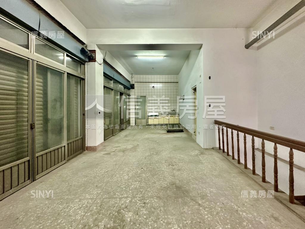 近新福路低總價店面房屋室內格局與周邊環境