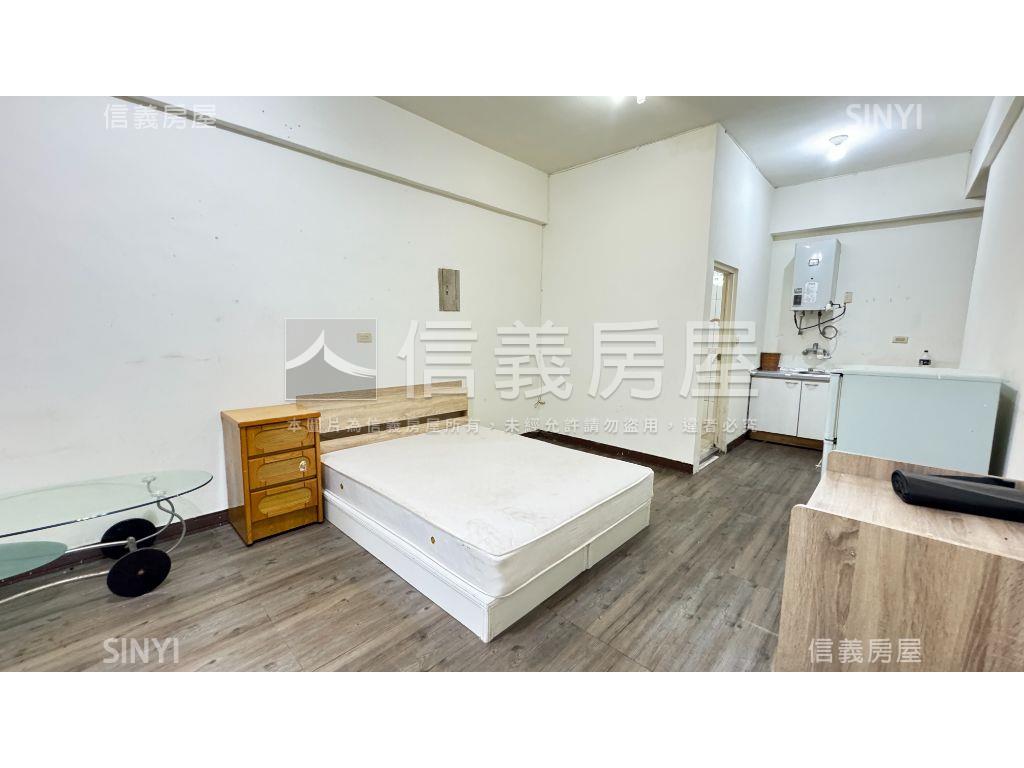 帝王庭園大套房房屋室內格局與周邊環境