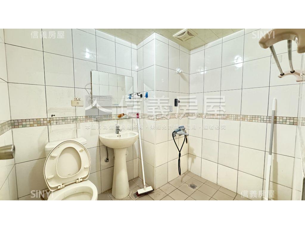 帝王庭園大套房房屋室內格局與周邊環境