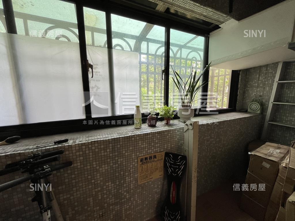 稀有釋出松山新城四房房屋室內格局與周邊環境