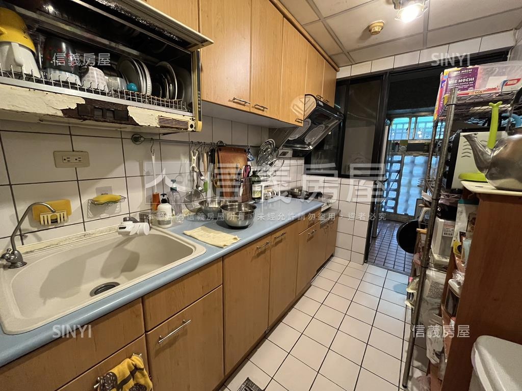 稀有釋出松山新城四房房屋室內格局與周邊環境