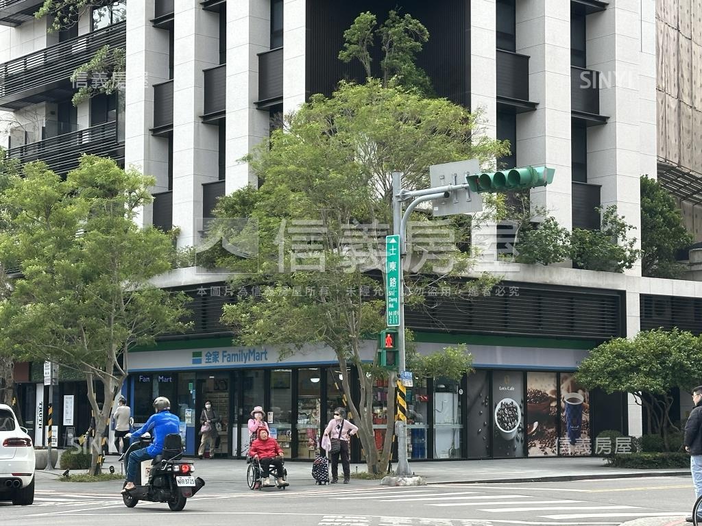 天母首選三角窗店面房屋室內格局與周邊環境