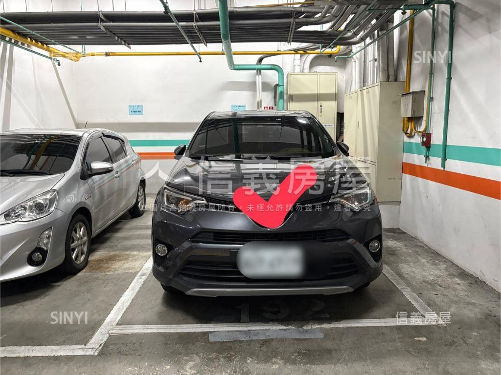 閱讀城市，三房Ｂ１平車房屋室內格局與周邊環境