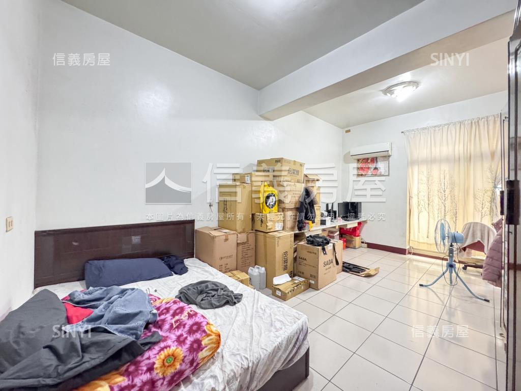 縣政二路大透天房屋室內格局與周邊環境