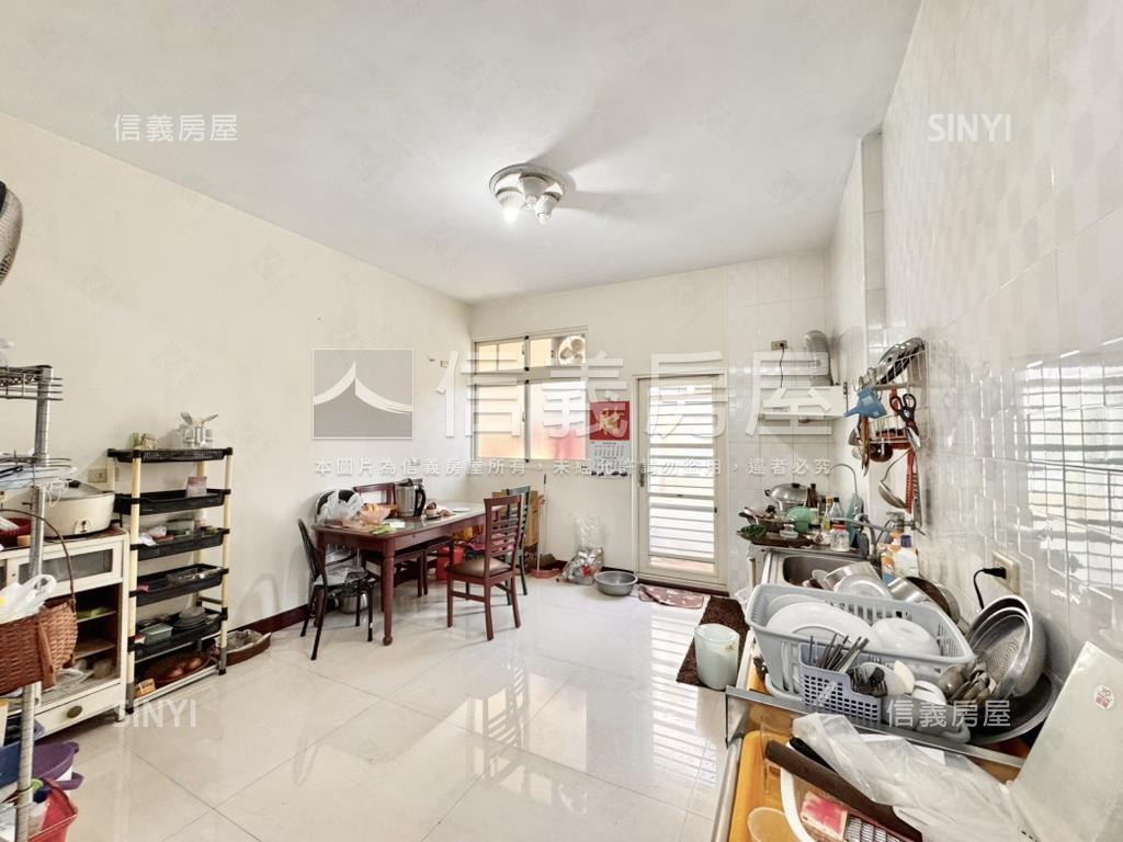 英明商圈大地坪正街靚透店房屋室內格局與周邊環境