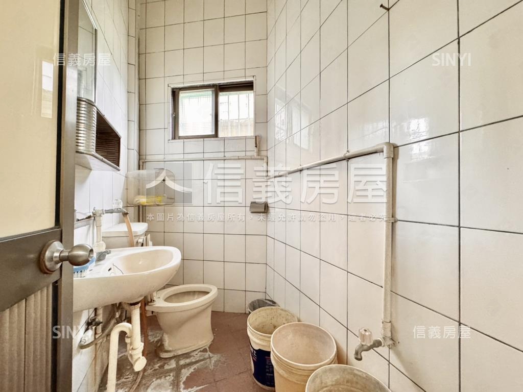 英明商圈大地坪正街靚透店房屋室內格局與周邊環境