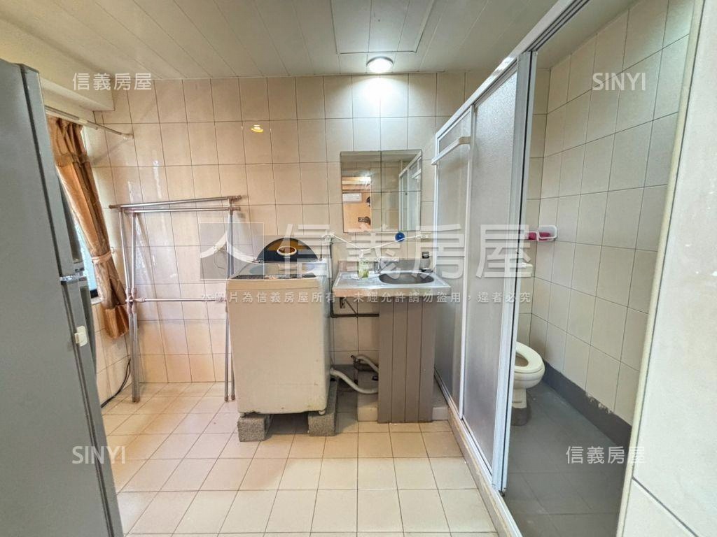 高樓２房２衛電梯好屋房屋室內格局與周邊環境