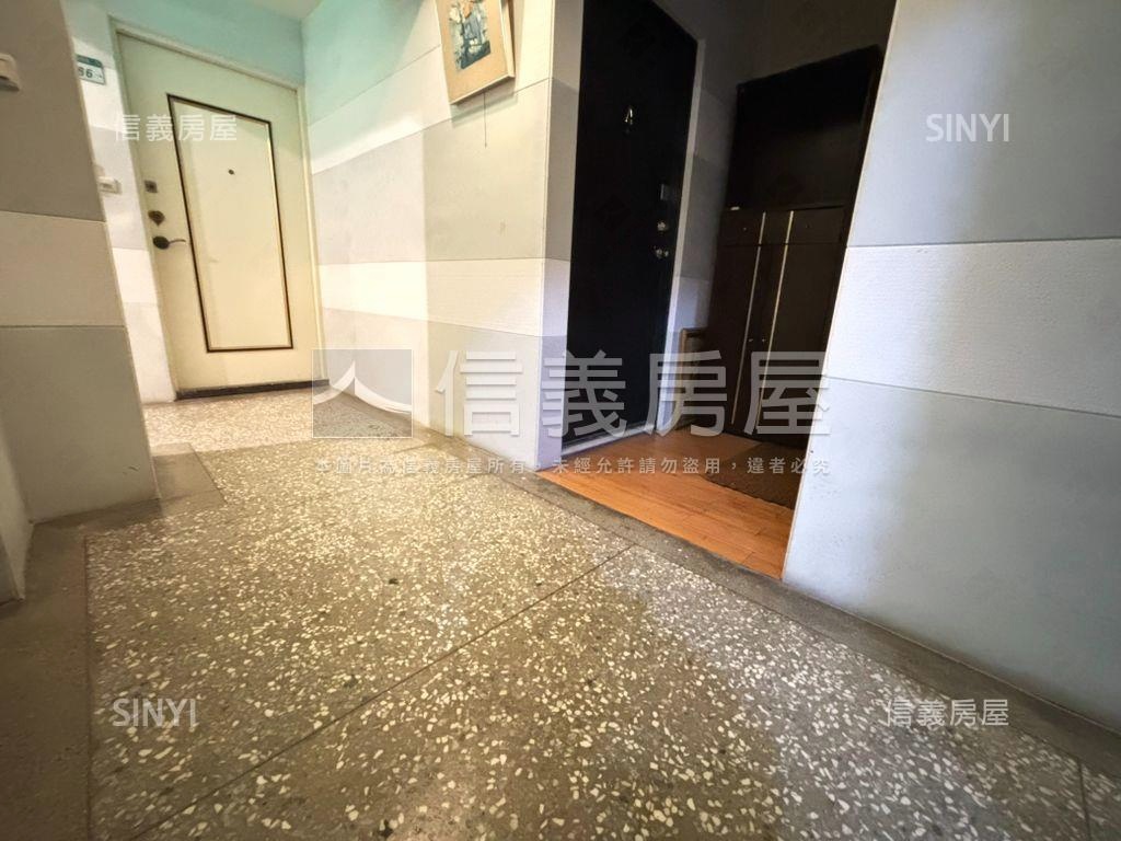 高樓２房２衛電梯好屋房屋室內格局與周邊環境