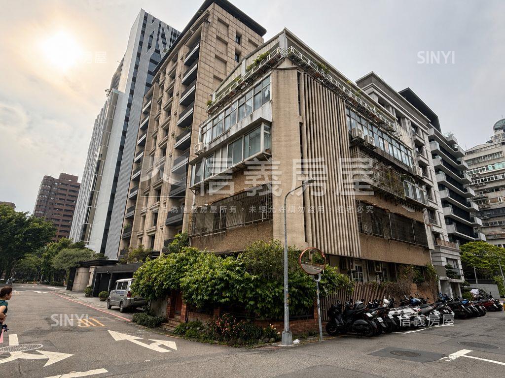 【新接】近捷運靜巷二樓房屋室內格局與周邊環境