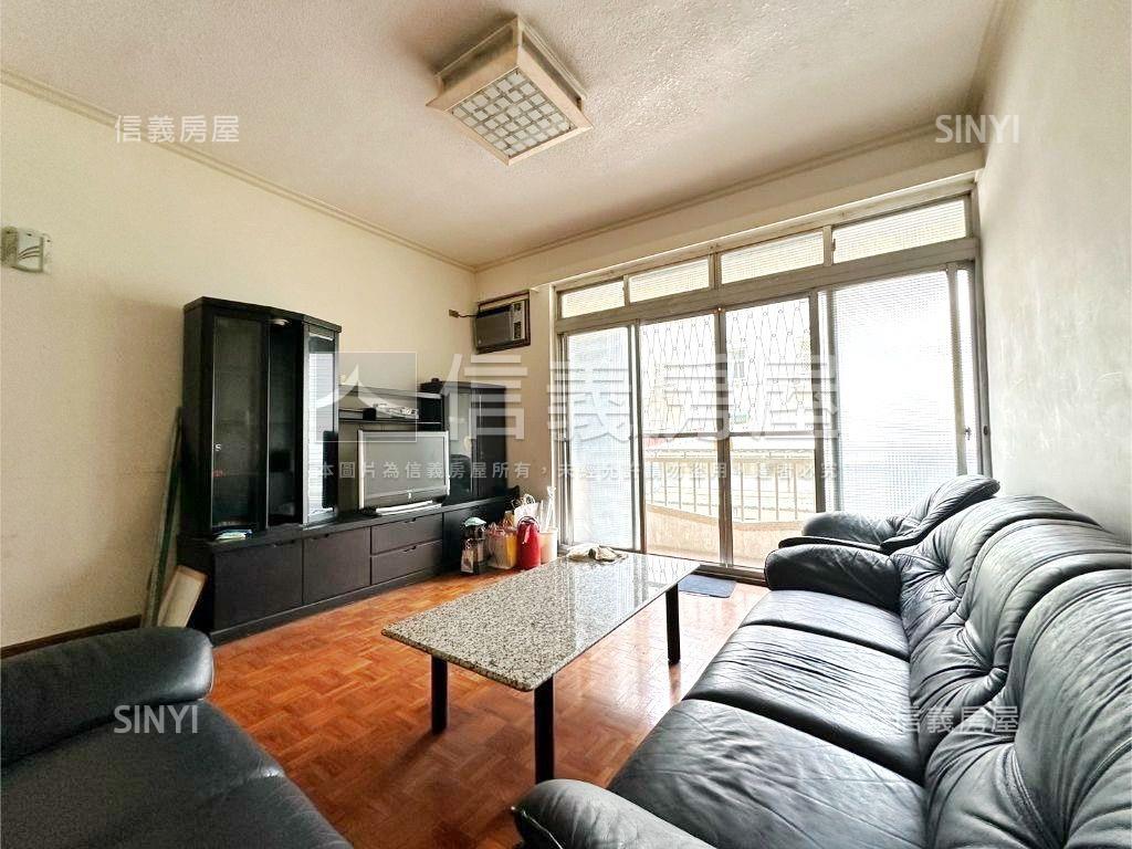 【新接】近捷運靜巷二樓房屋室內格局與周邊環境