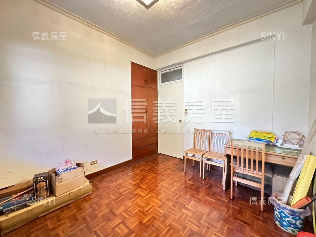 【新接】近捷運靜巷二樓房屋室內格局與周邊環境