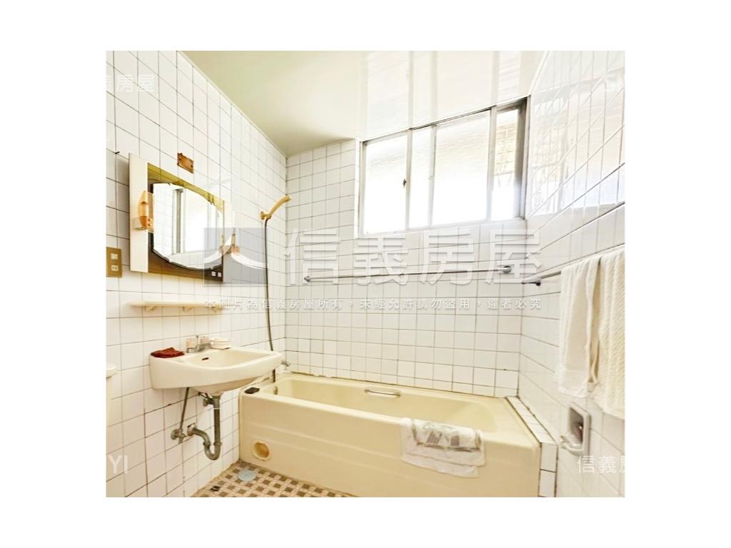 【新接】近捷運靜巷二樓房屋室內格局與周邊環境