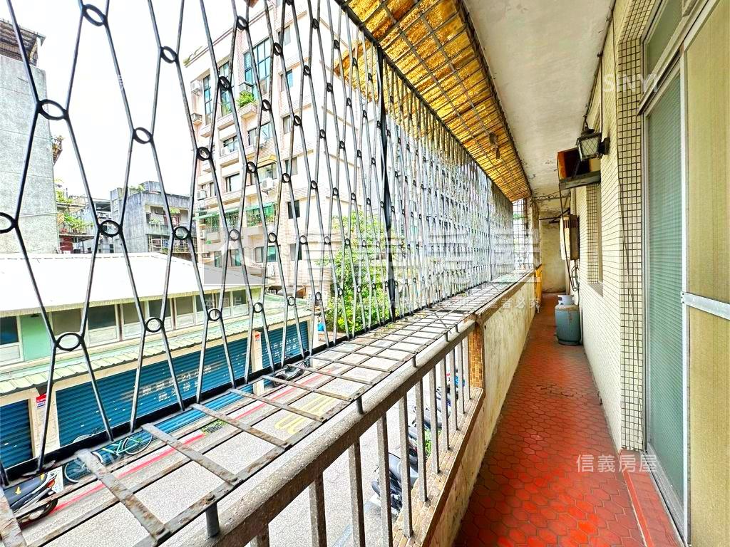 【新接】近捷運靜巷二樓房屋室內格局與周邊環境