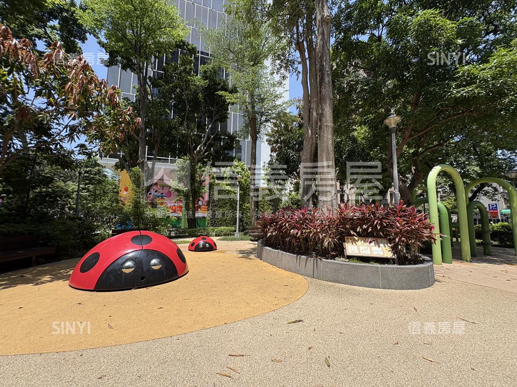 【新接】近捷運靜巷二樓房屋室內格局與周邊環境