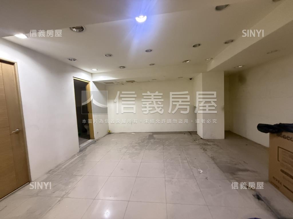 專約捷運旁雙併二樓店辦房屋室內格局與周邊環境