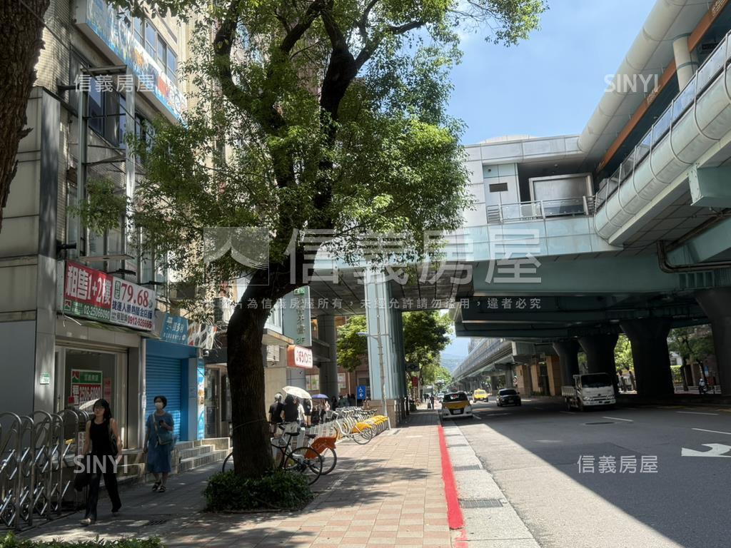 專約捷運旁雙併二樓店辦房屋室內格局與周邊環境