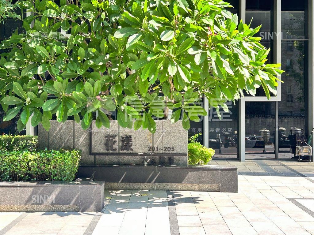 典雅裝潢樹義國小兩房平車房屋室內格局與周邊環境