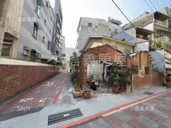 近成大勝利三角窗土地