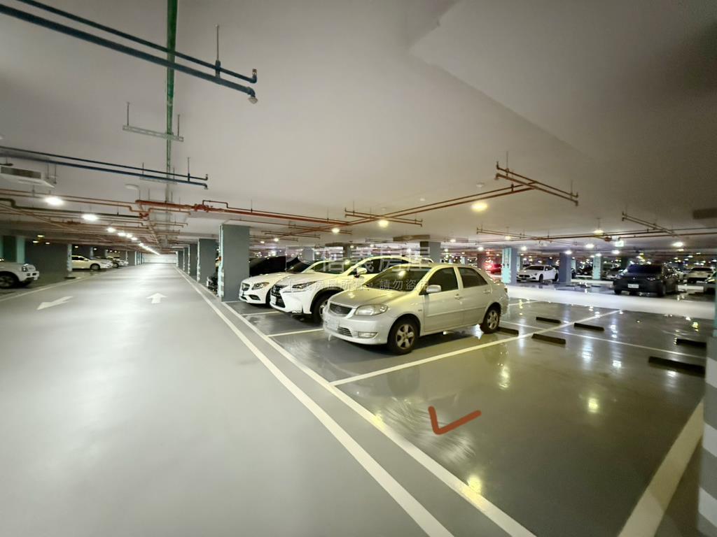 三鐵共構夢幻誠兩房平車房屋室內格局與周邊環境