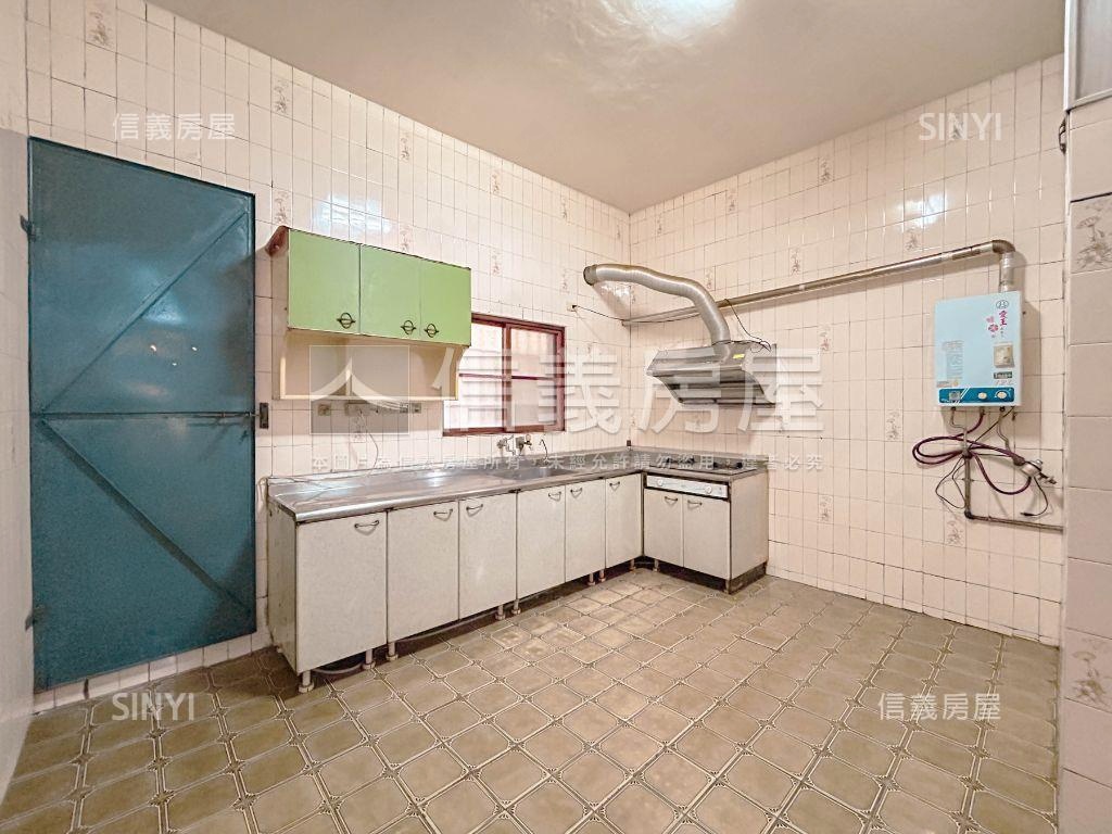 中華商圈孝親採光美透房屋室內格局與周邊環境