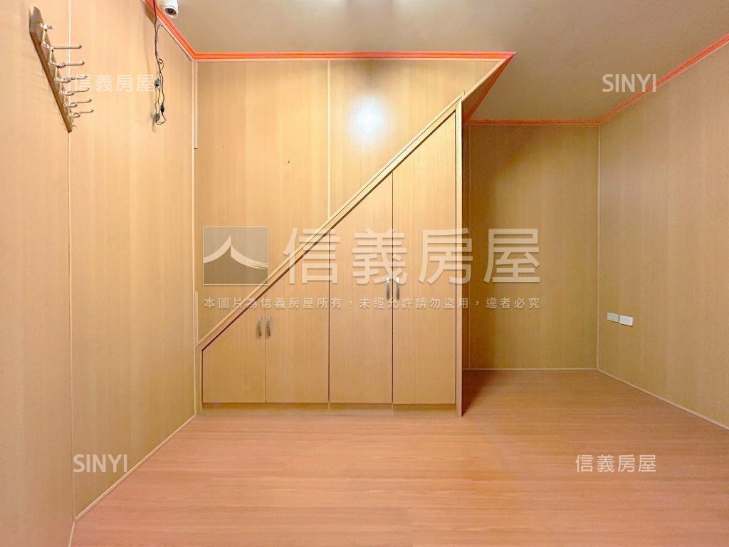 中華商圈孝親採光美透房屋室內格局與周邊環境