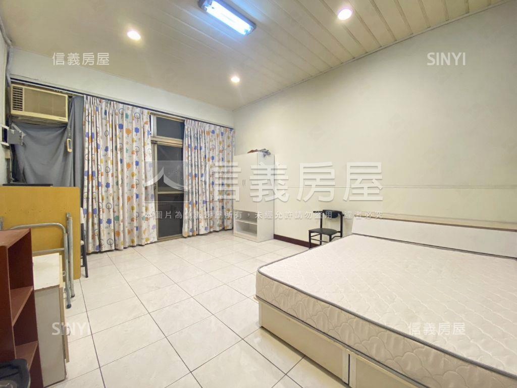 正黎明路透天店面歡迎預約房屋室內格局與周邊環境