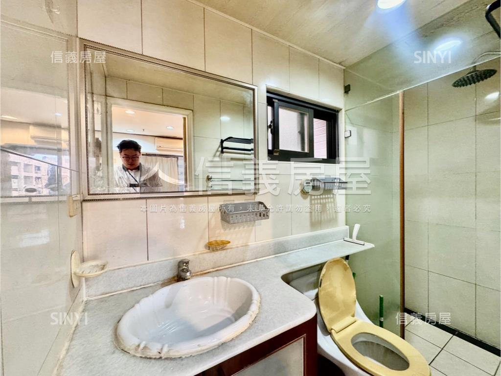 巨蛋首席・文忠輕宅房屋室內格局與周邊環境