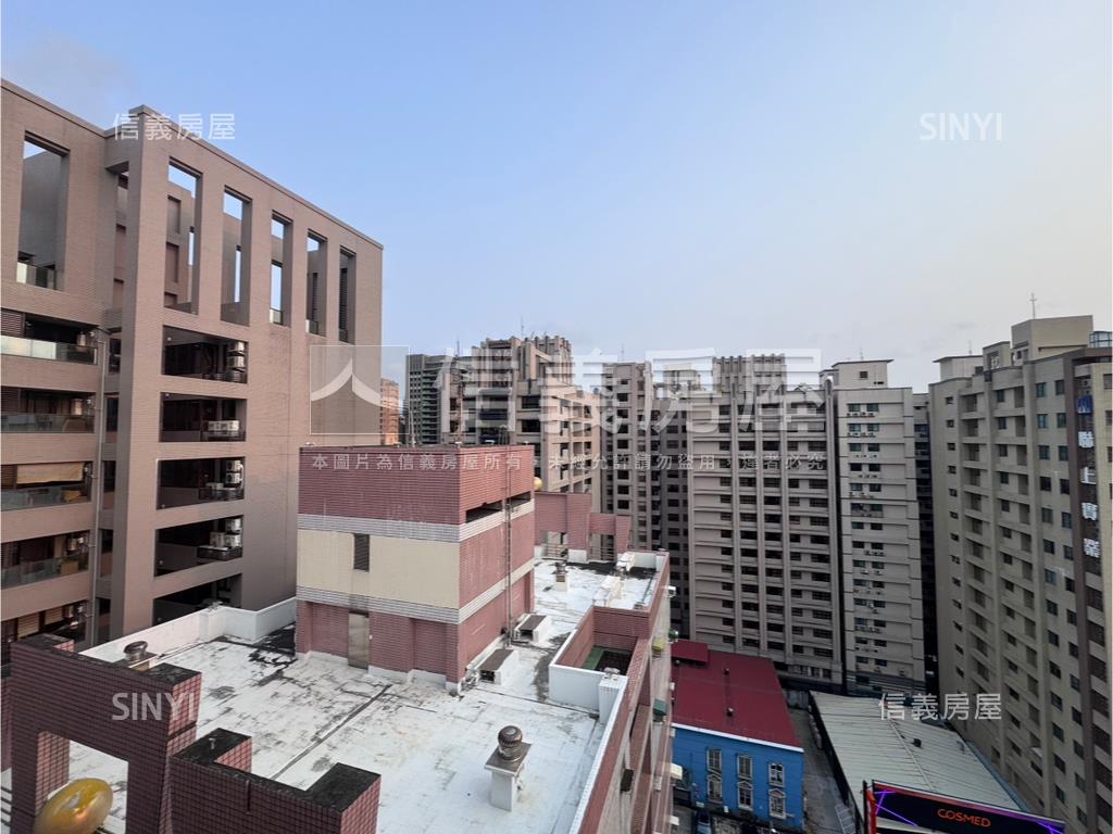 巨蛋首席・文忠輕宅房屋室內格局與周邊環境